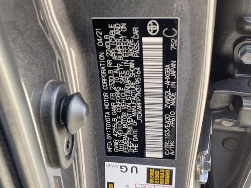 Used 2021 Toyota Prius Prime XLE image 15