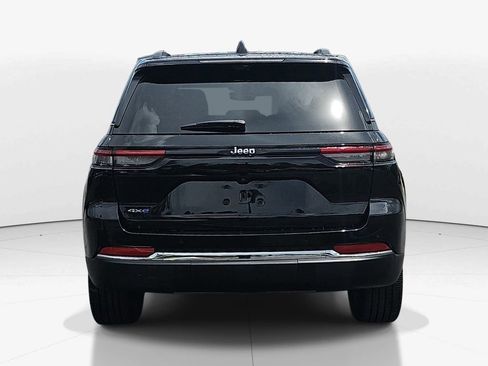 Used 2022 Jeep Grand Cherokee Limited 4xe w/ Luxury Tech Group II AWD/4WD image 7