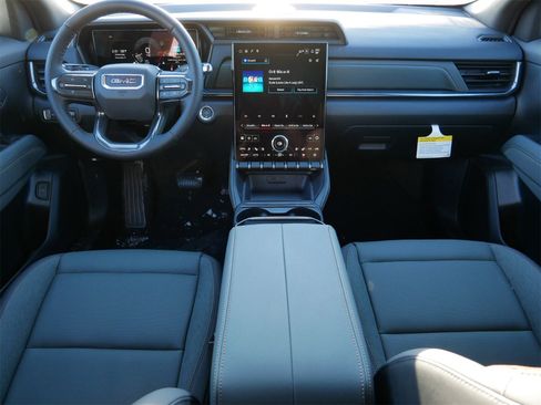 New 2026 GMC Terrain AT4 w/ Convenience Package III image 7