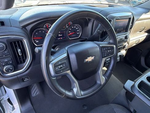 Used 2023 Chevrolet Silverado 2500 LT AWD/4WD image 10
