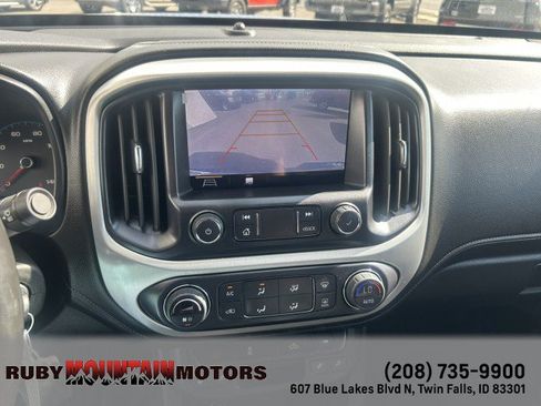 Used 2022 GMC Canyon Elevation w/ Elevation Premium Package AWD/4WD image 10