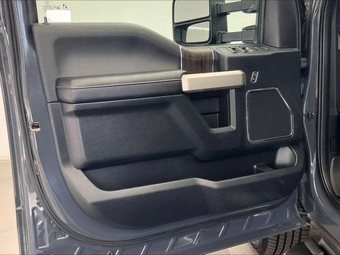 Used 2021 Ford F250 Lariat AWD/4WD image 25