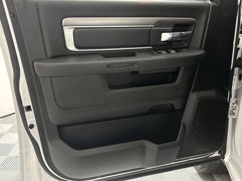 Used 2024 RAM 1500 Warlock AWD/4WD image 28
