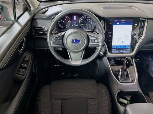Used 2025 Subaru Outback Premium AWD/4WD image 20