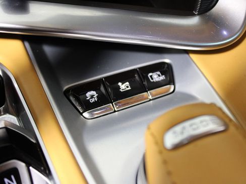 Used 2022 Chevrolet Corvette 3LT w/ Z51 Performance Package image 34