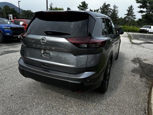 New 2026 Nissan Rogue SV image 5