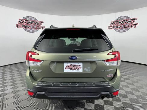 Used 2021 Subaru Forester Premium AWD/4WD image 6
