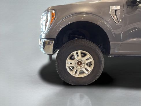 Used 2021 Ford F150 Lariat AWD/4WD image 23