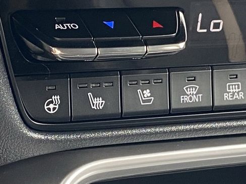 Used 2025 MAZDA CX-70 Plug-In Hybrid w/ Premium Plus image 20