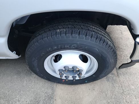 New 2026 Ford E-350 and Econoline 350 Super Duty w/ Power Equipment Group image 8