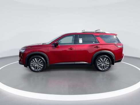 Used 2024 Nissan Pathfinder SL w/ SL Premium Package AWD/4WD image 5