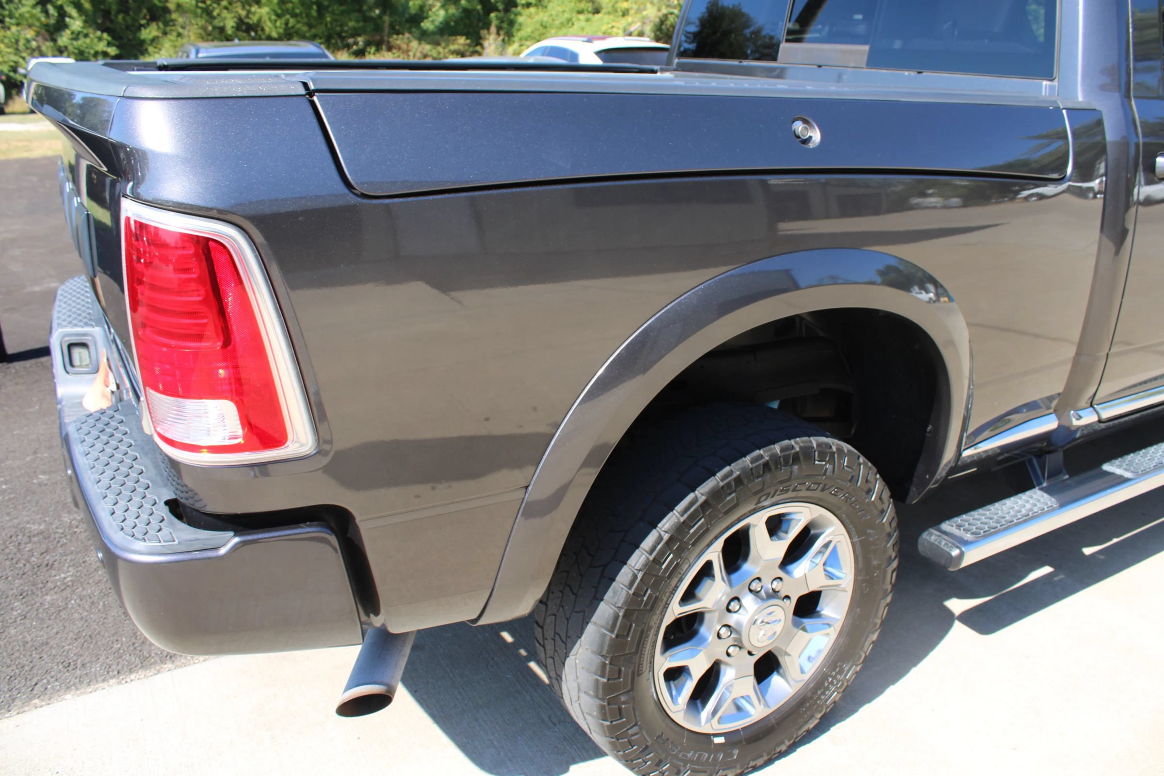 Used 2017 RAM 2500 Limited AWD/4WD image 10