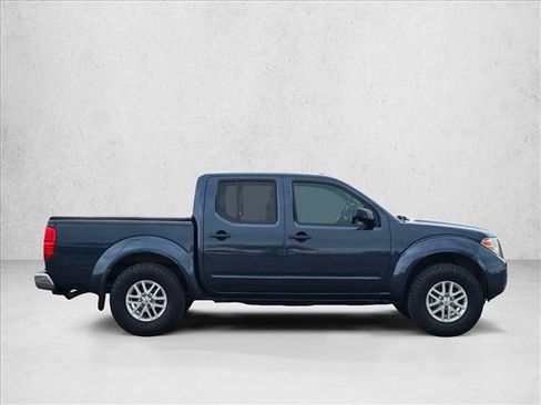 Used 2016 Nissan Frontier SV AWD/4WD image 4