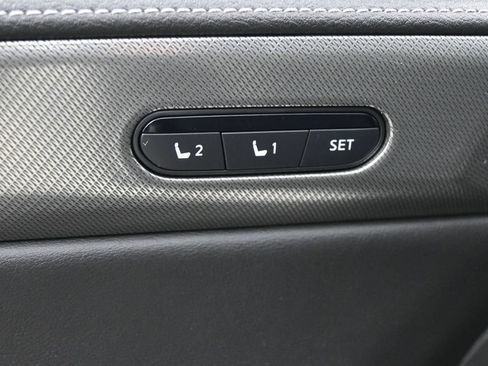 Used 2023 INFINITI QX60 Luxe w/ Performance Audio Package FWD image 5
