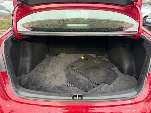 Used 2023 Toyota Corolla SE image 11