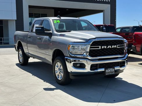 Certified 2024 RAM 2500 Big Horn AWD/4WD image 10