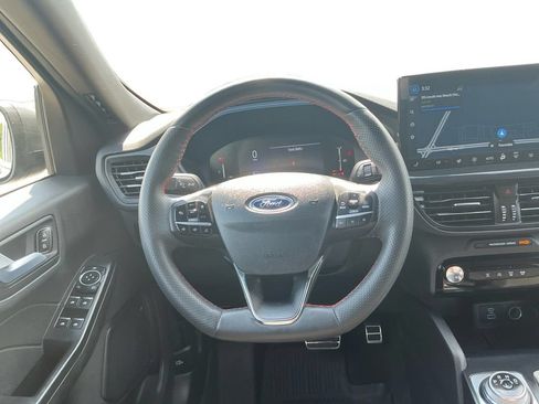 Used 2023 Ford Escape ST-Line w/ Tech Pack #1 FWD image 18