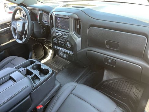 Certified 2025 Chevrolet Silverado 1500 W/T w/ WT Value Package AWD/4WD image 13