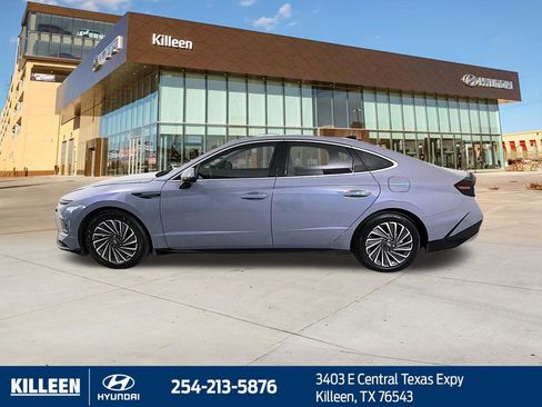 Used 2025 Hyundai Sonata SEL FWD image 4