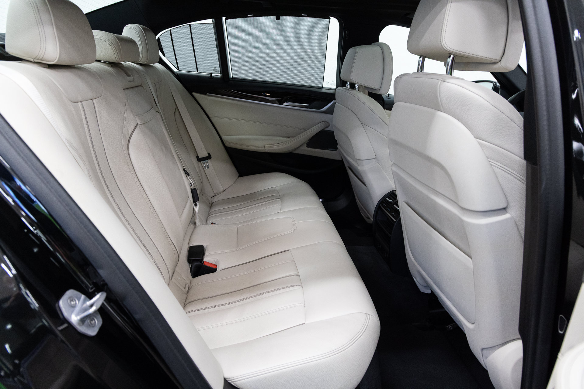 Used 2019 BMW 540i w/ Premium Package RWD image 14