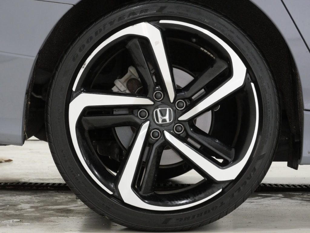 Used 2022 Honda Accord Sport image 9