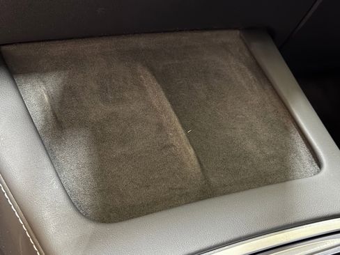 Used 2023 Tesla Model Y Long Range image 34