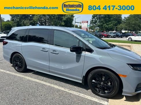 Used 2024 Honda Odyssey Sport image 1