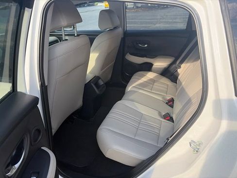 Used 2024 Honda HR-V EX-L image 28