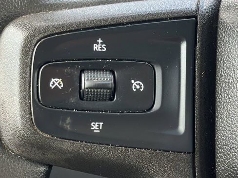 Used 2019 Chevrolet Silverado 1500 Custom w/ Custom Value Package RWD image 20