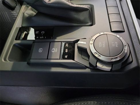 New 2024 Toyota Tacoma 4x4 Double Cab image 36