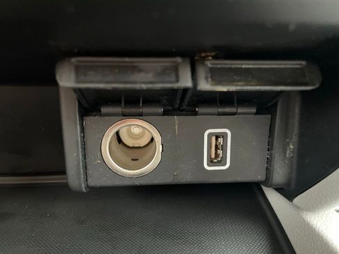 Used 2021 Honda Pilot Touring image 27