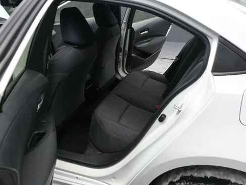 Used 2020 Toyota Corolla LE image 15