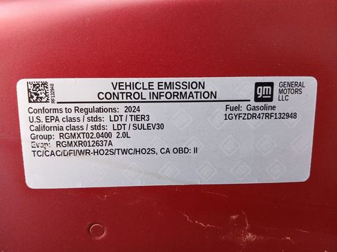 Used 2024 Cadillac XT4 Premium Luxury image 35