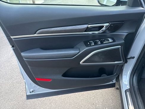 Used 2023 Kia Telluride SX X-Line image 10