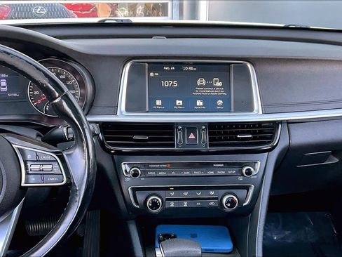 Used 2020 Kia Optima SE image 6