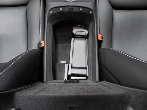 Used 2015 Rolls-Royce Ghost image 34