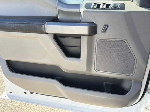 Used 2019 Ford F150 XLT w/ Equipment Group 302A Luxury image 19