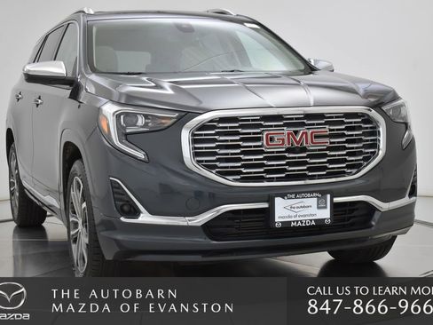 Used 2018 GMC Terrain Denali w/ Advanced Safety Package image 10