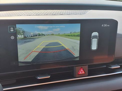 New 2026 Kia Carnival EX image 9