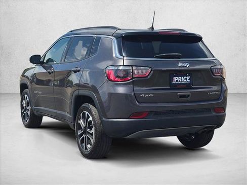 Used 2022 Jeep Compass Limited AWD/4WD image 8