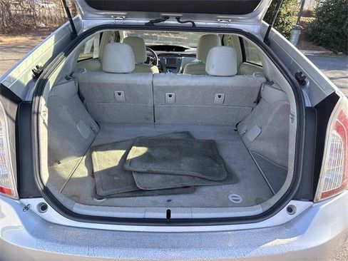 Used 2013 Toyota Prius Two image 8