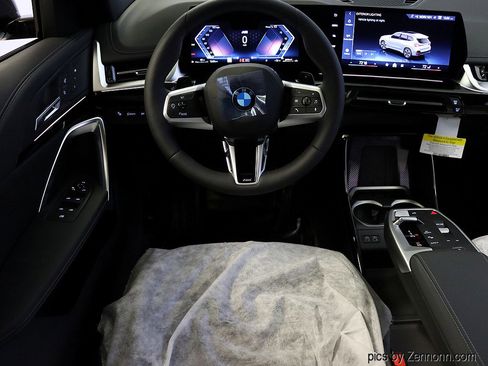 New 2026 BMW X1 xDrive28i w/ M Sport Package image 15