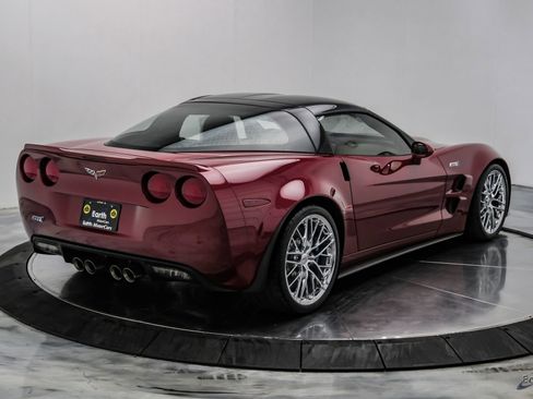 Used 2010 Chevrolet Corvette ZR1 w/ Preferred Equipment Group RWD image 18