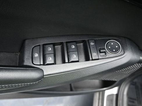 Used 2025 Kia Seltos S image 13