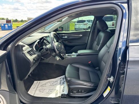 Used 2015 Chevrolet Impala LT FWD image 27