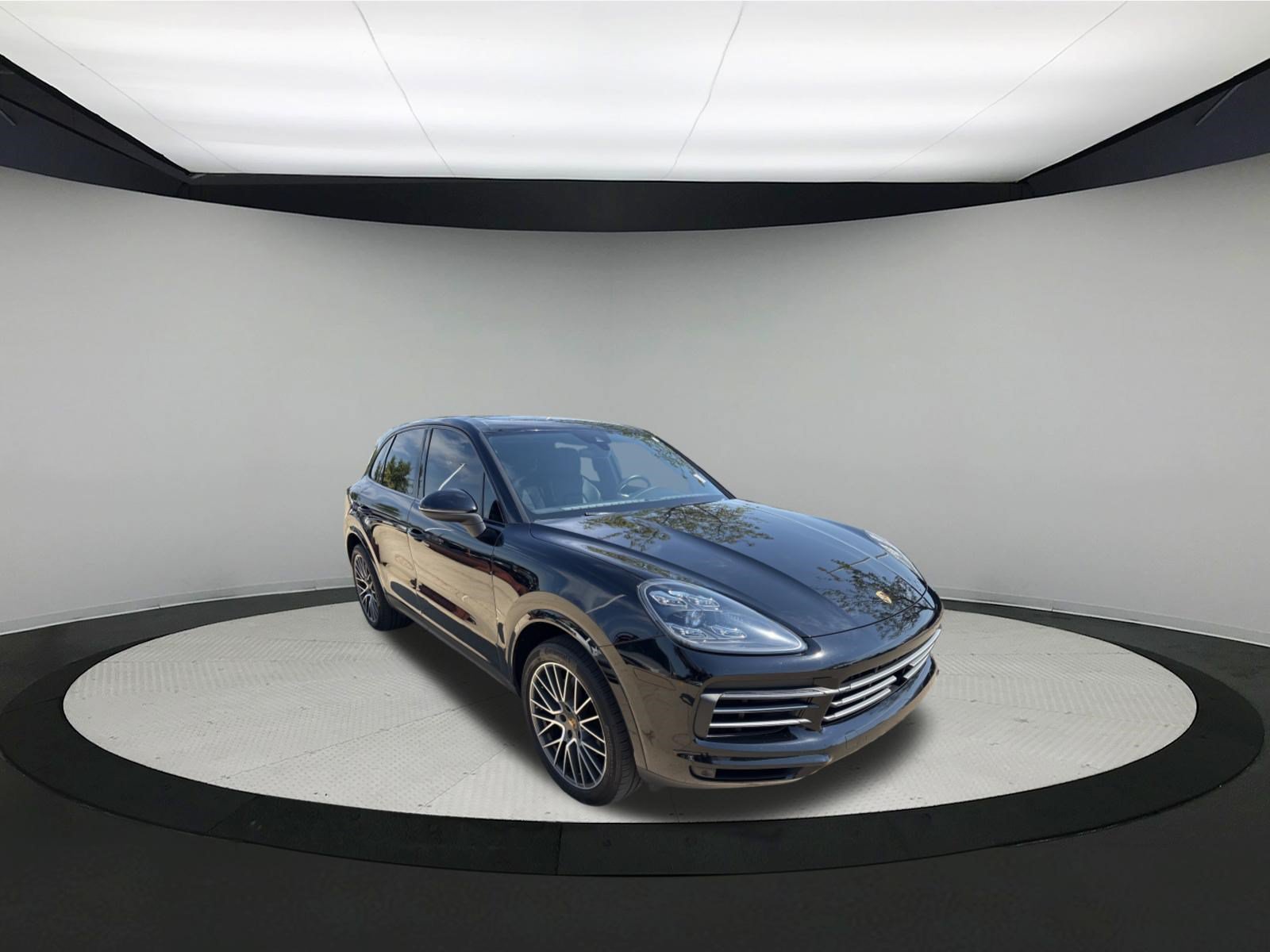 Used 2020 Porsche Cayenne AWD/4WD image 1