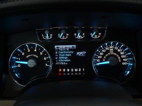 Used 2014 Ford F150 Lariat w/ Equipment Group 502A Luxury AWD/4WD image 22