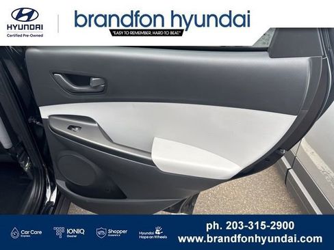 Used 2023 Hyundai Kona SEL image 9