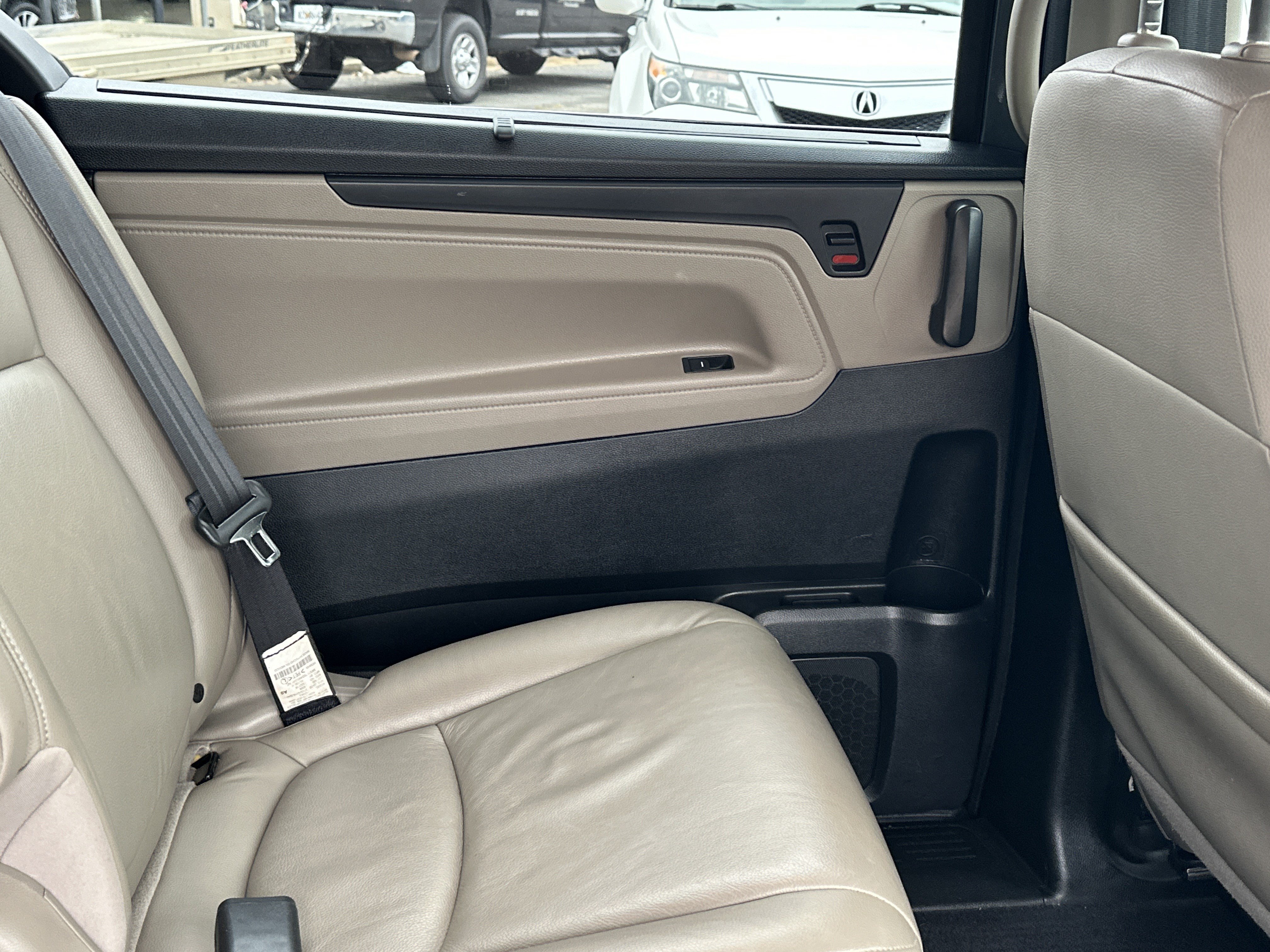 Used 2018 Honda Odyssey EX-L image 18