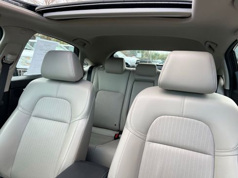 Used 2023 Honda Civic EX-L image 29